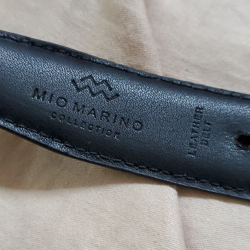 Black leather belt 30 inches